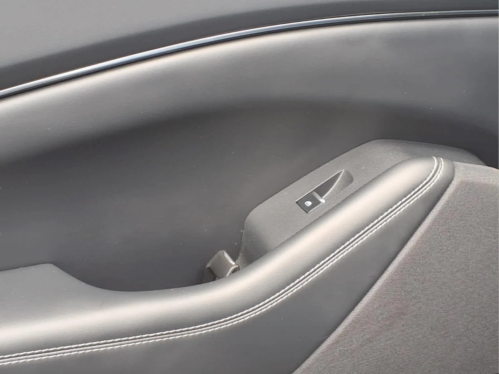Used 2024 Glacier Gray Metallic TriCoat Ford Select image 29