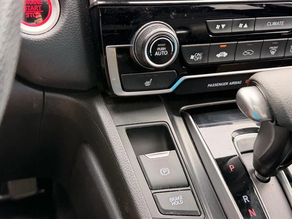 Used 2019  Honda EX image 26