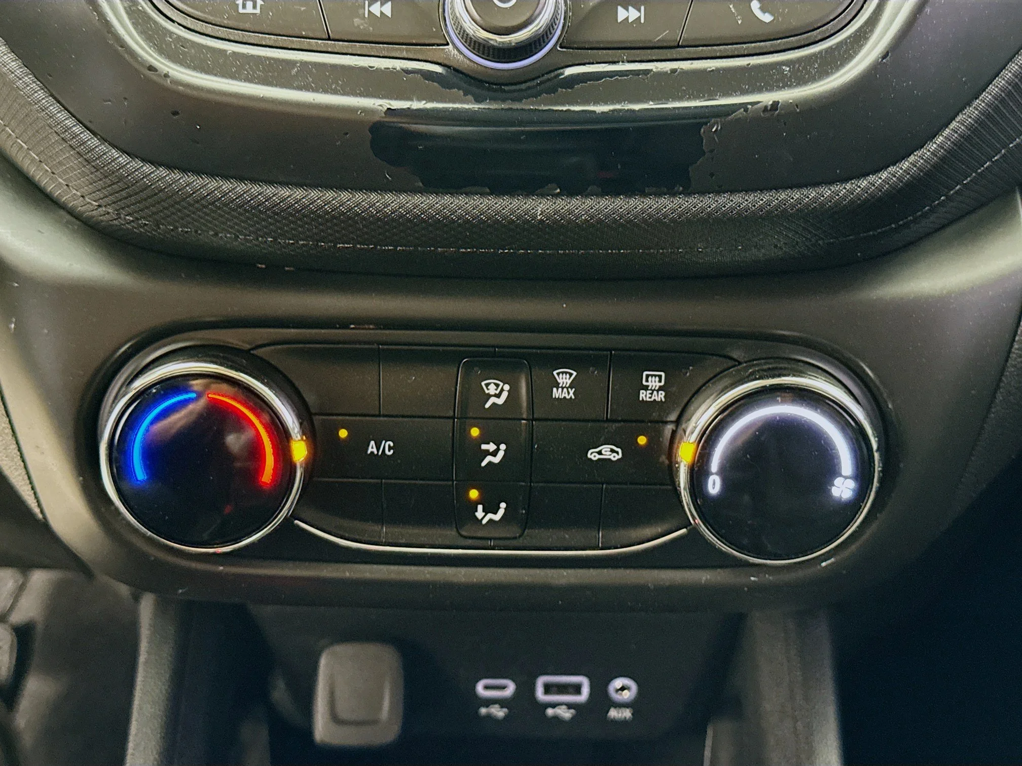 Used 2023 Summit White Chevrolet LS image 17