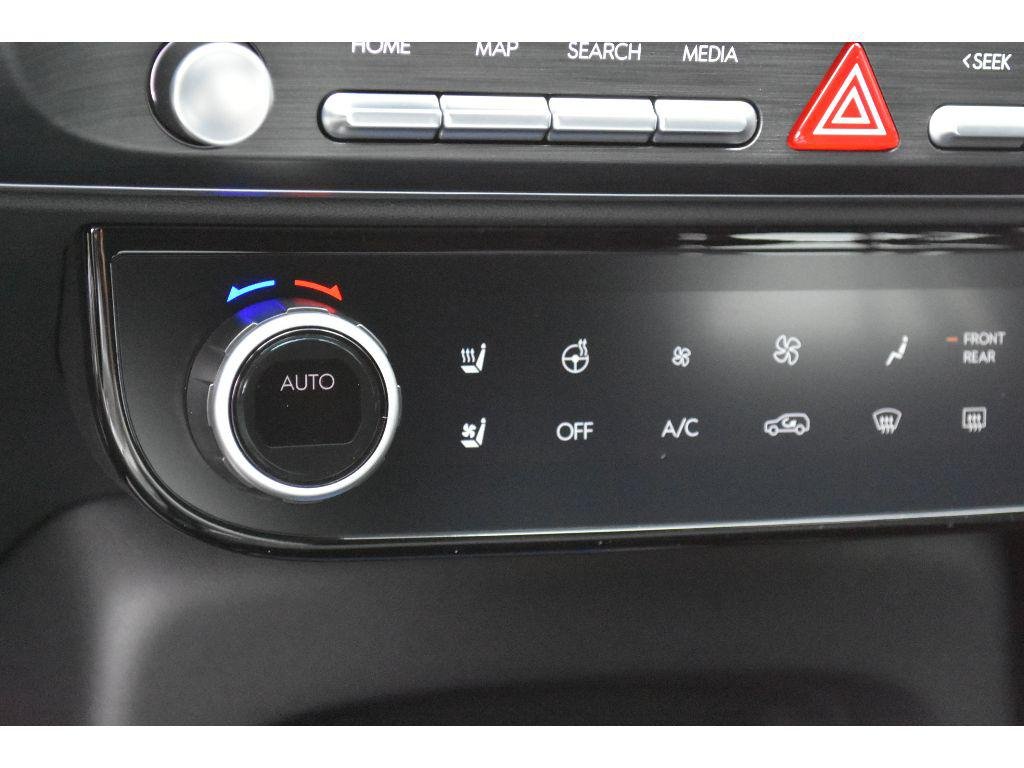 New 2026 Titan Charcoal Pearl Hyundai Limited FWD image 25