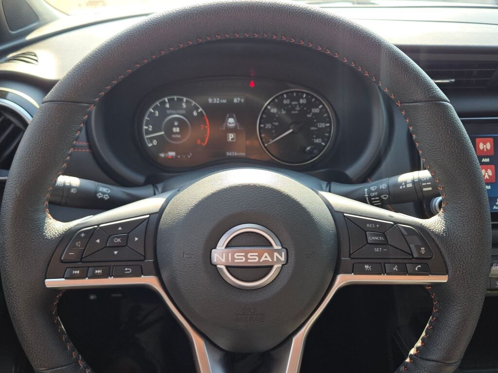 Used 2024 White Nissan SR image 28