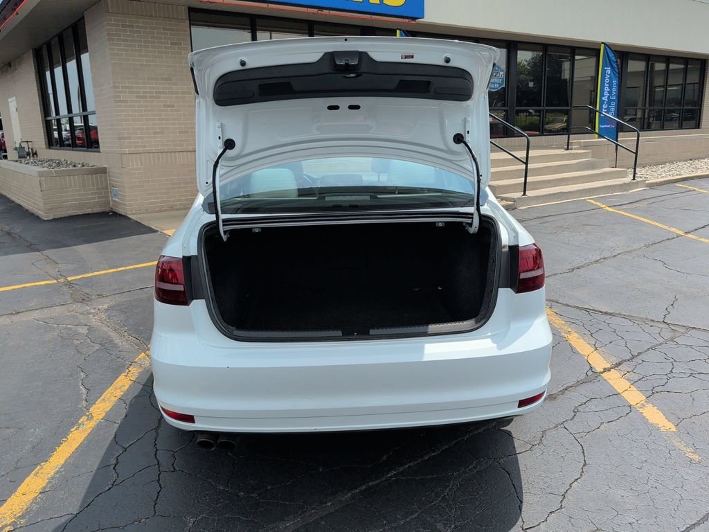 Used 2016 Pure White Volkswagen 1.8T Sport image 21