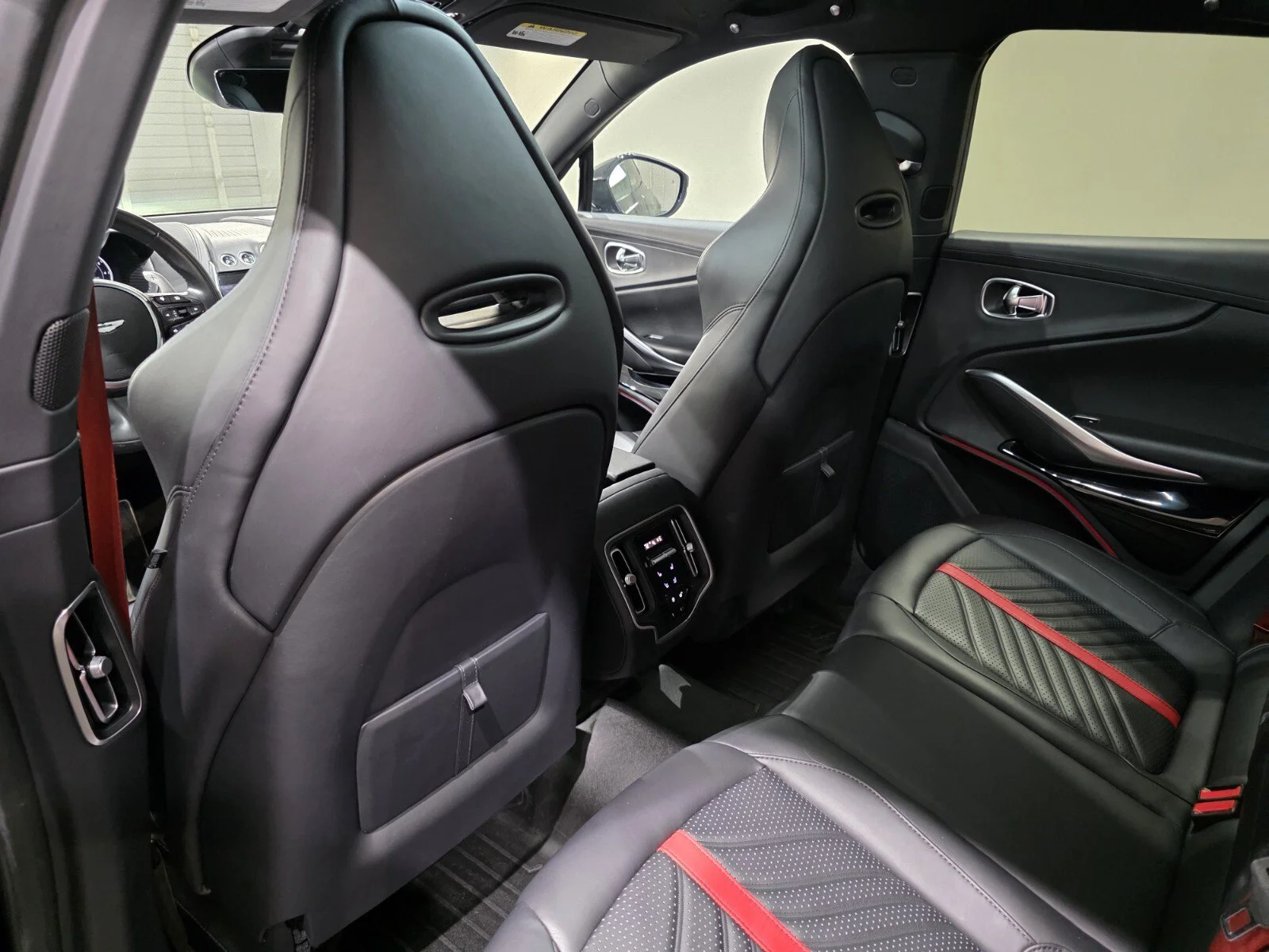 Used 2023 Onyx Black Aston Martin 707 image 19
