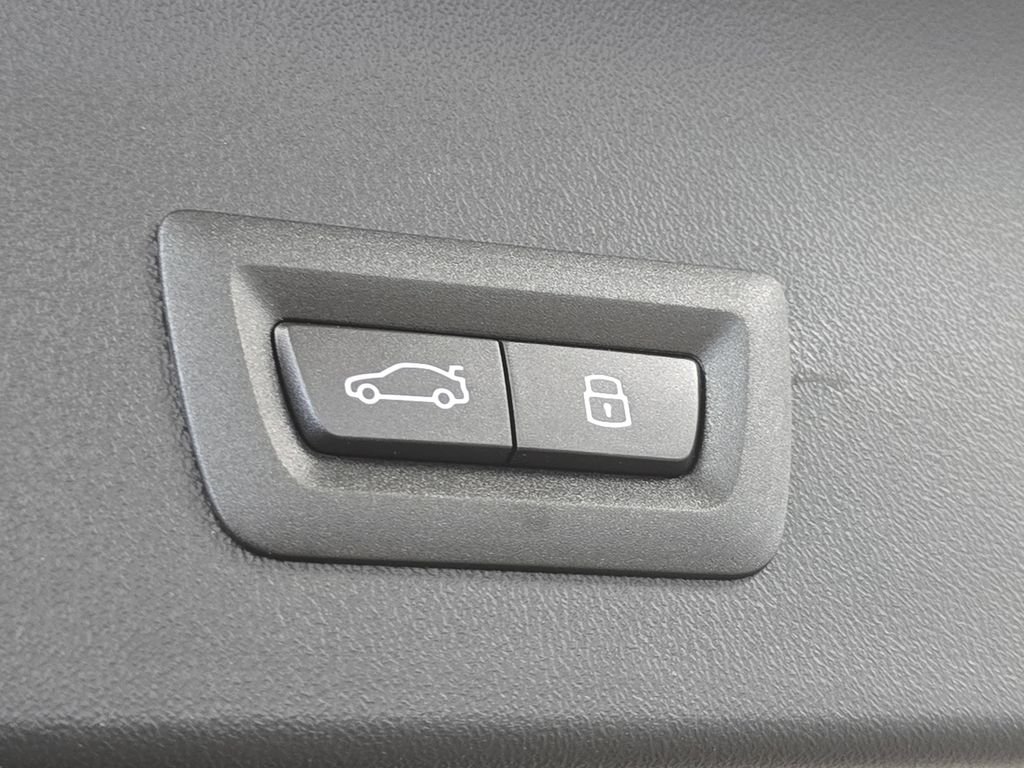 Used 2026 Brooklyn Grey Metallic BMW 30 xDrive image 23