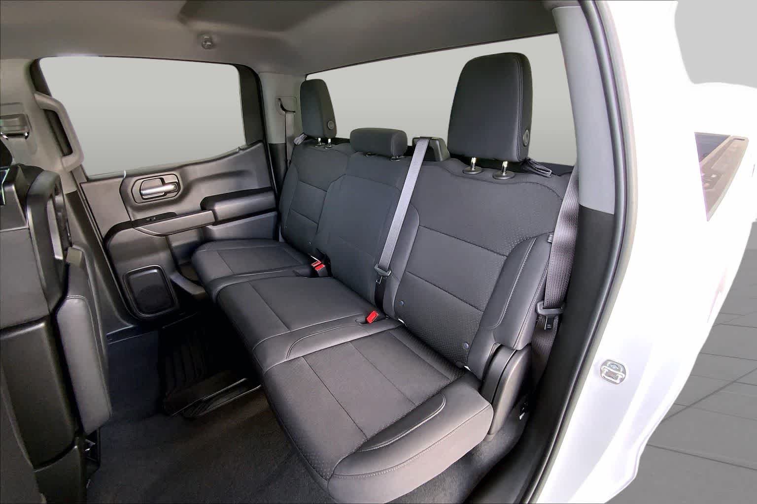 Used 2026 Summit White GMC Pro image 21