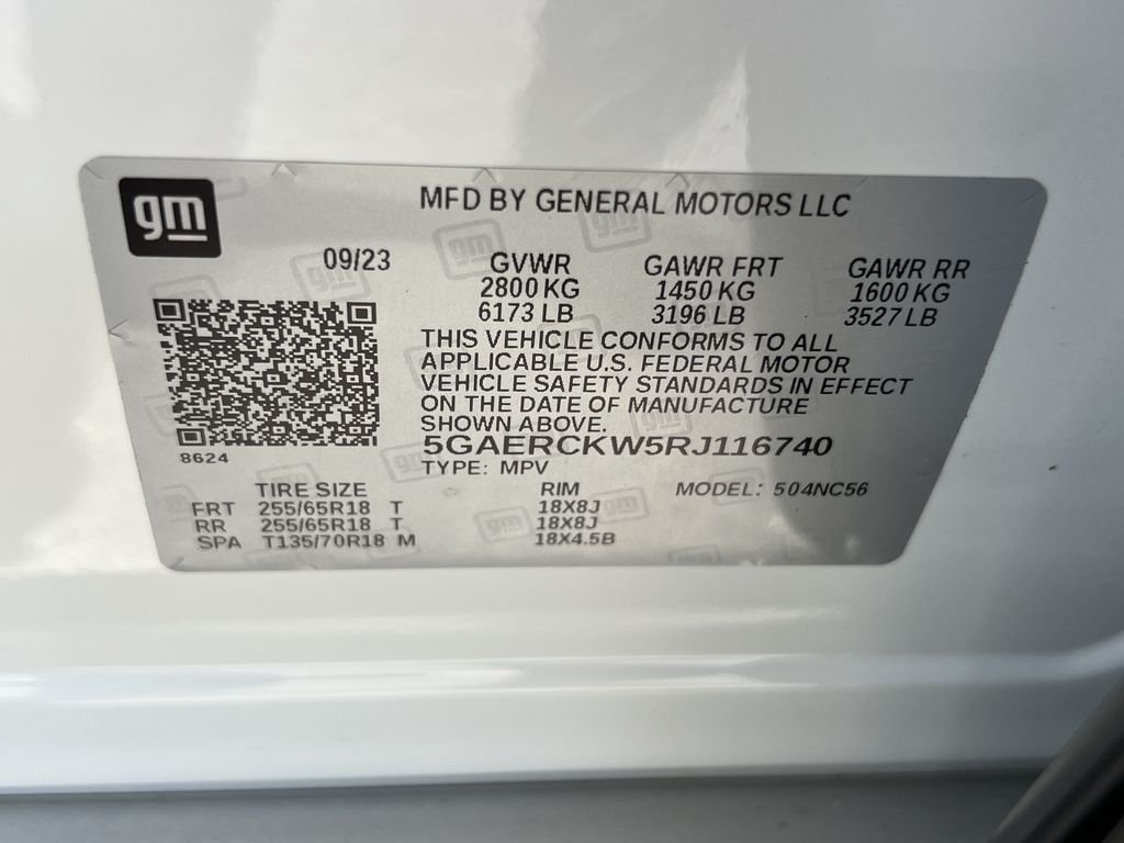 Used 2024 White Buick Premium Group image 30