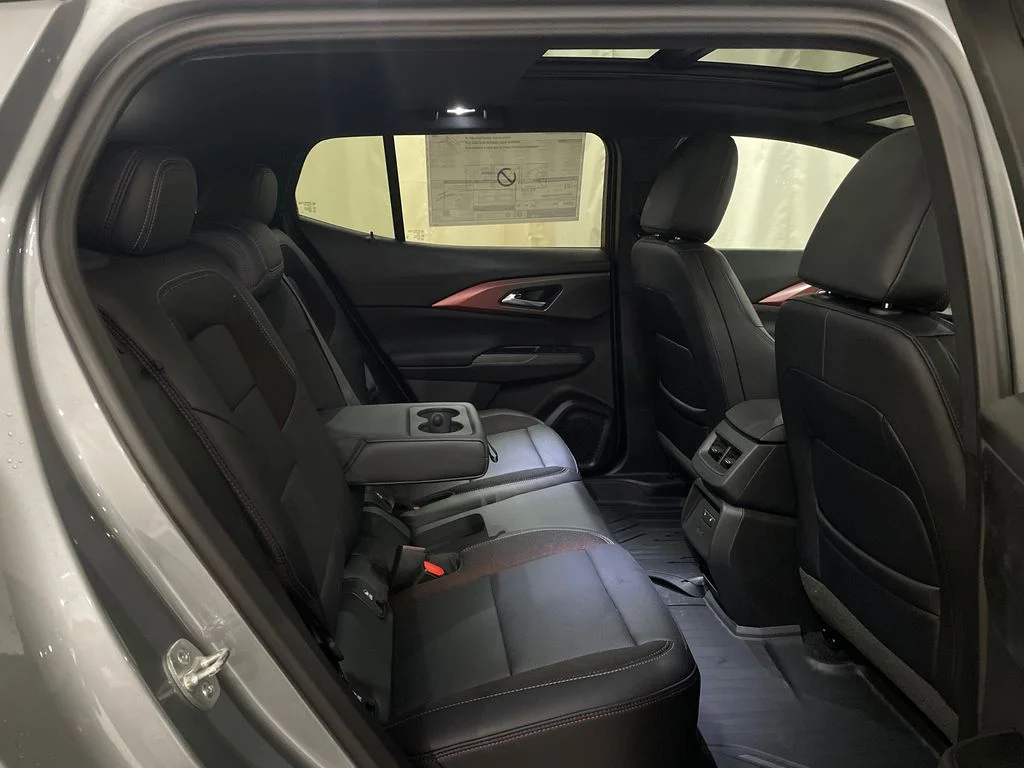 New 2025 Sterling Gray Metallic Chevrolet RS image 34