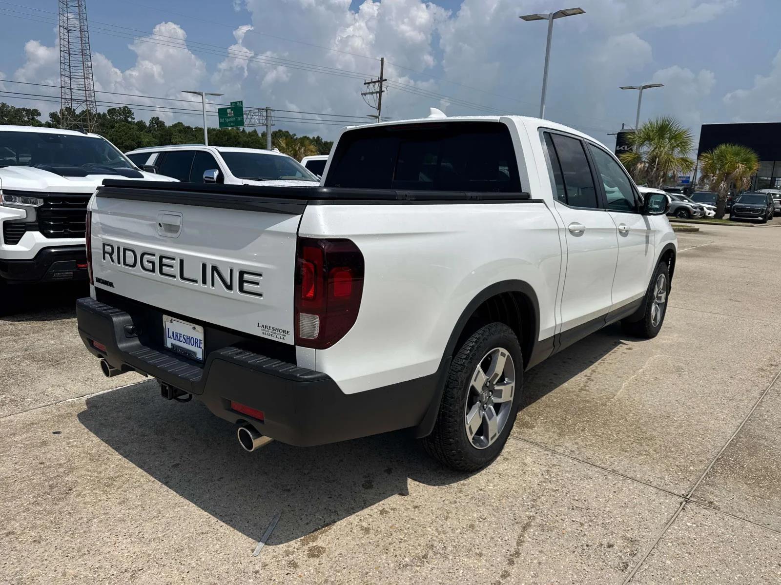 Used 2025 White Honda RTL AWD image 7