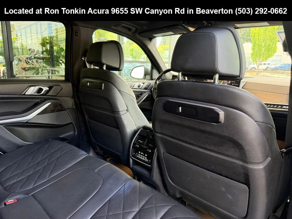 Used 2024 Alpine White BMW xDrive40i image 30