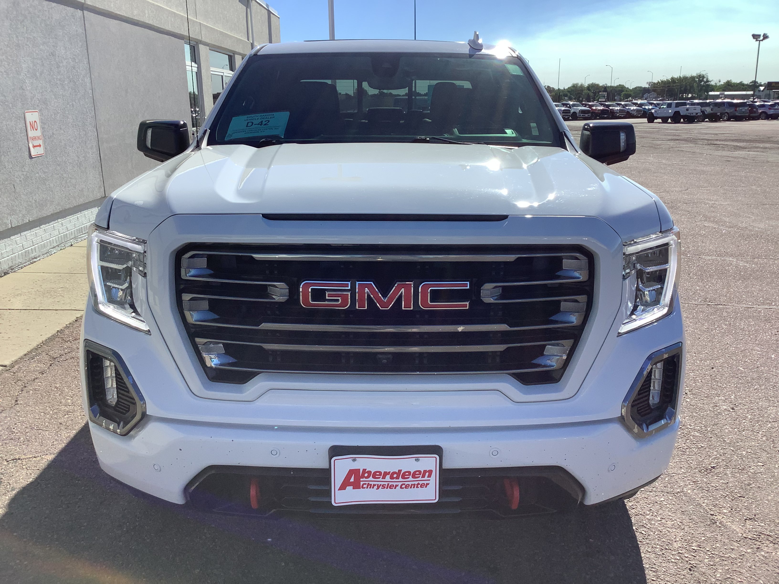 Used 2021 White GMC AT4 image 3