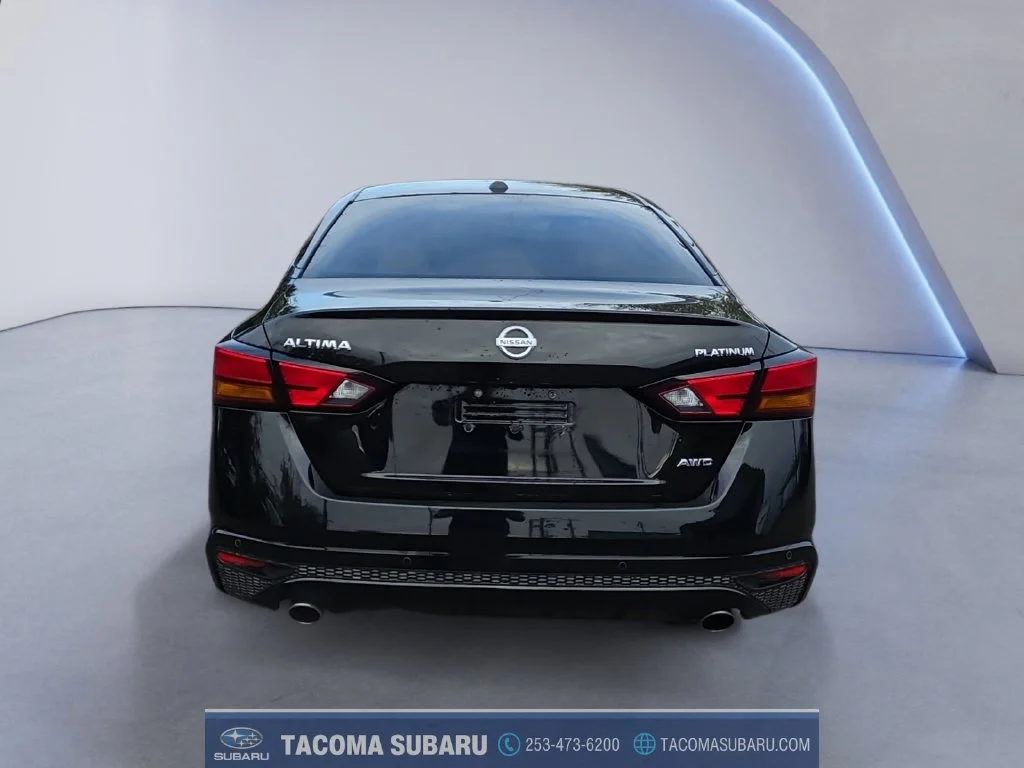 Used 2019 Black Nissan 2.5 Platinum image 4