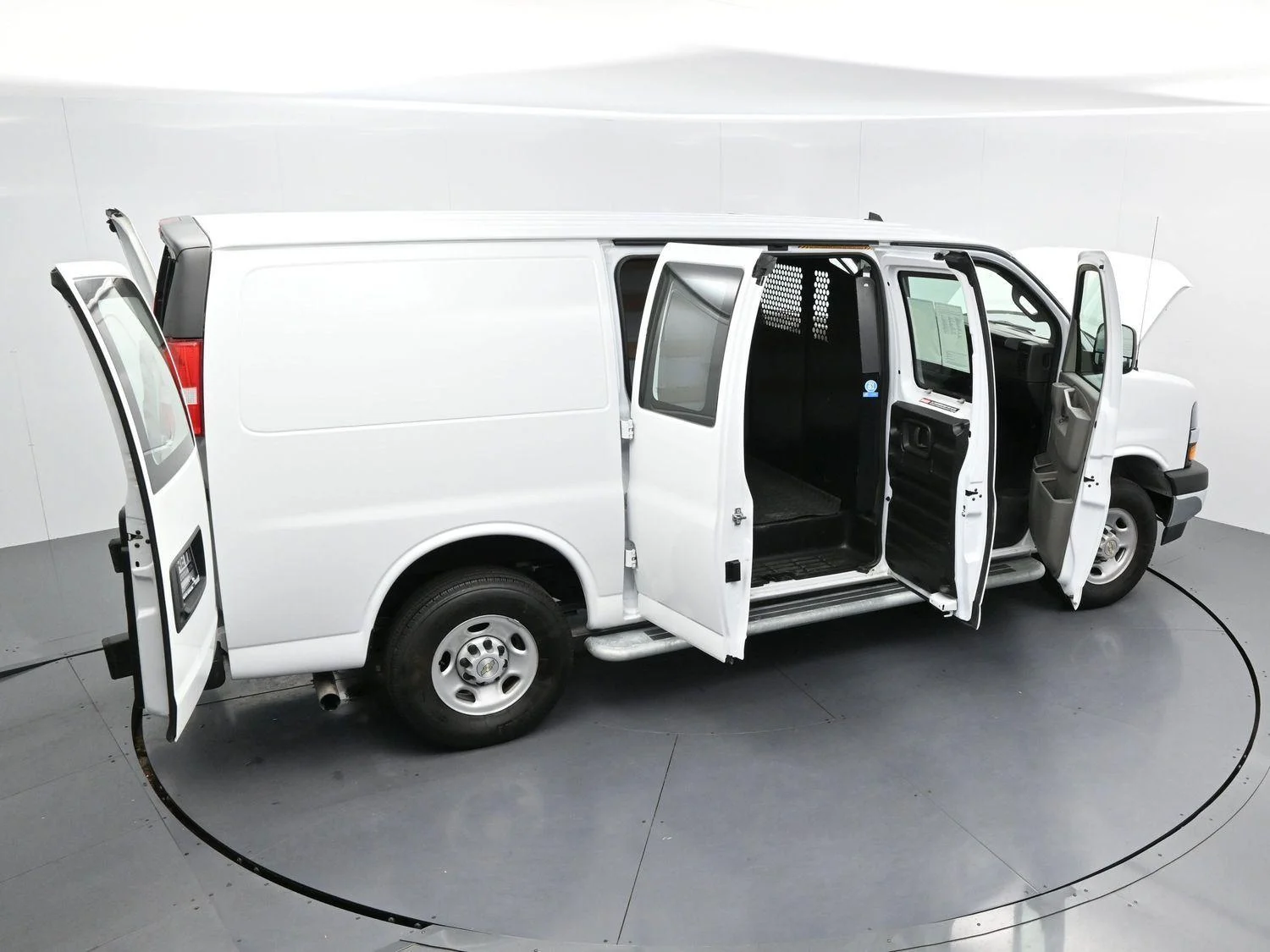 Used 2024 Summit White Chevrolet WT image 34