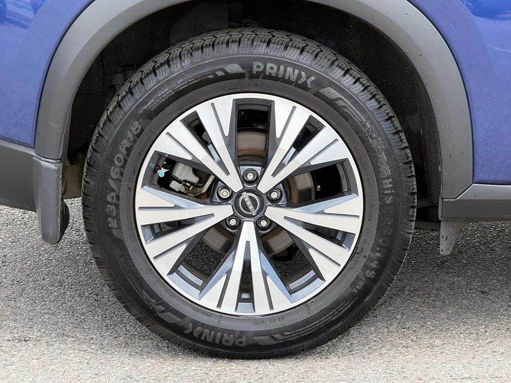 Used 2023 Blue Nissan SV image 13