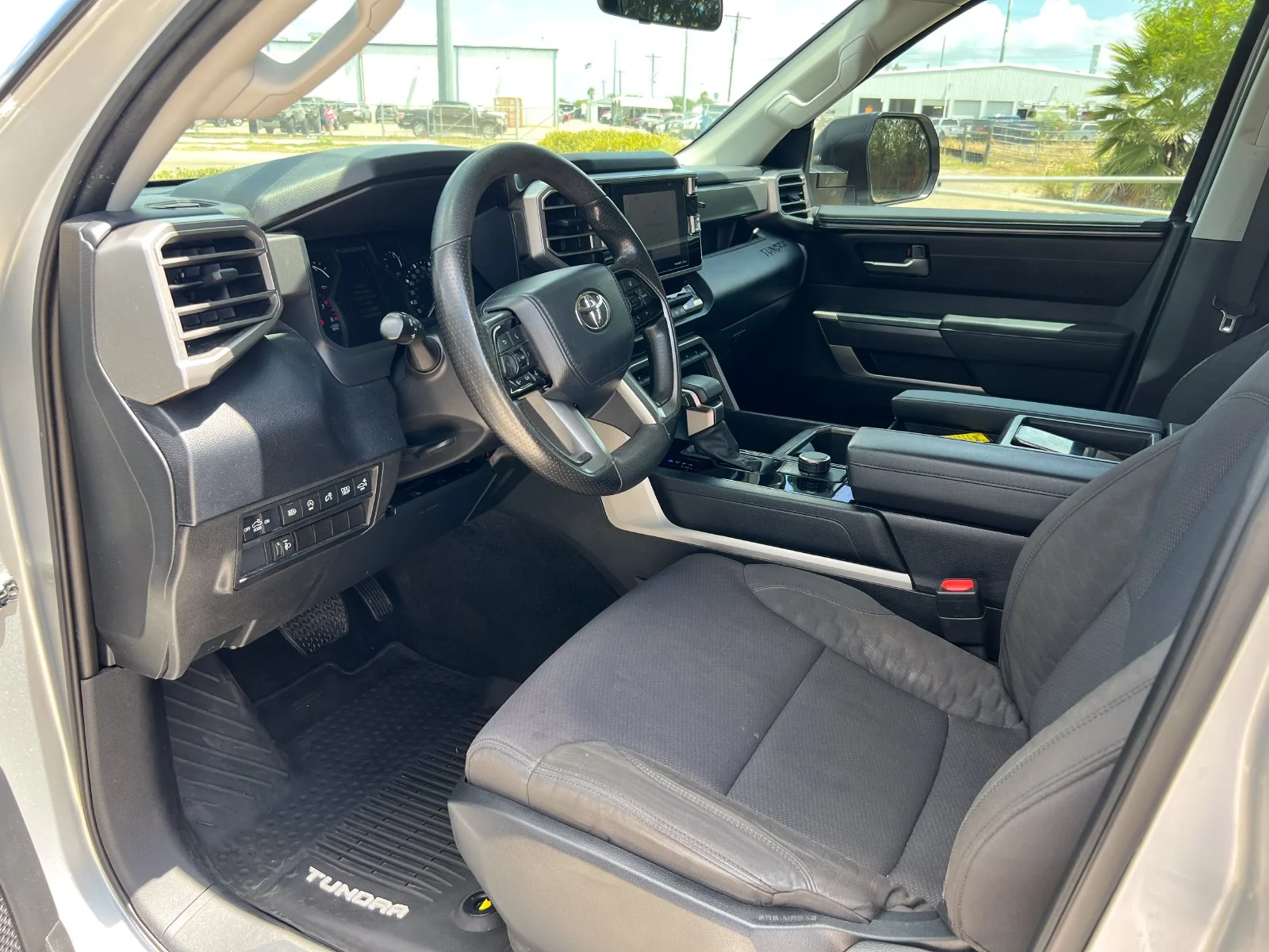 Used 2022 Silver Toyota SR5 image 15