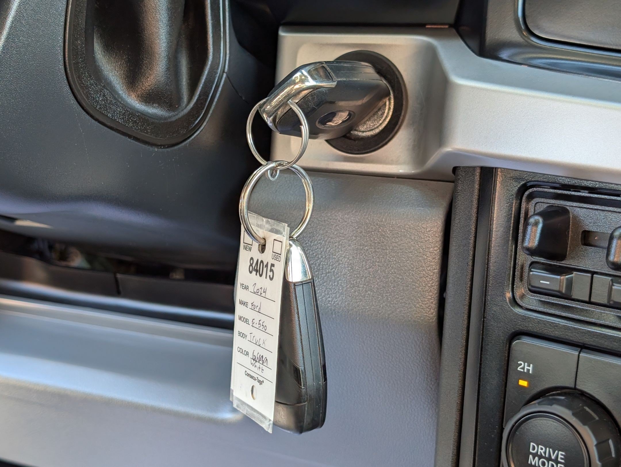 Used 2024  Ford XL image 18