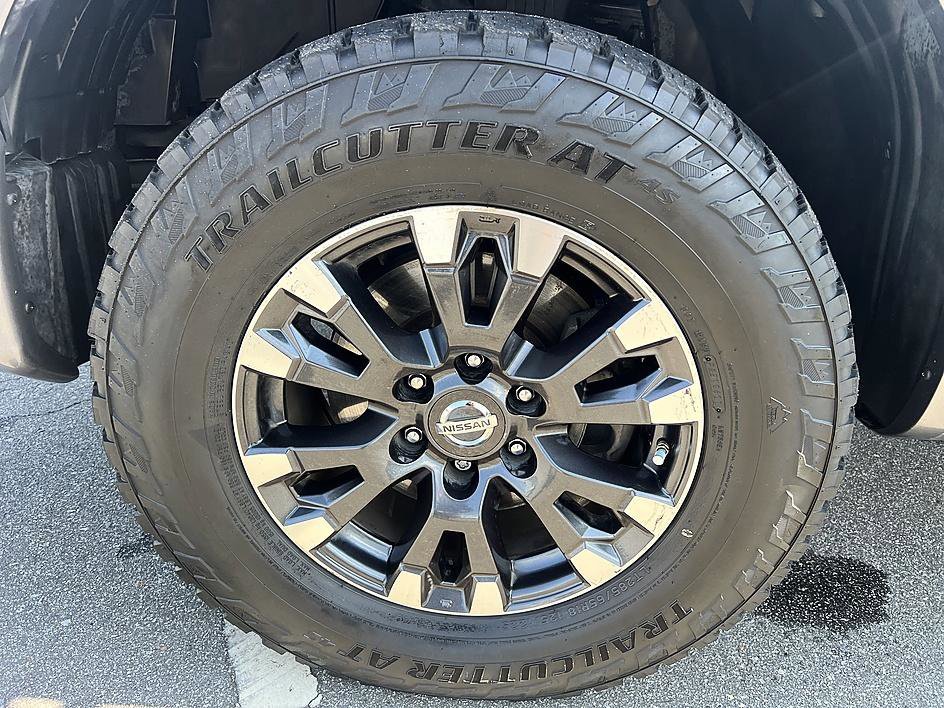 Used 2019 Brilliant Silver Metallic Nissan PRO-4X image 9