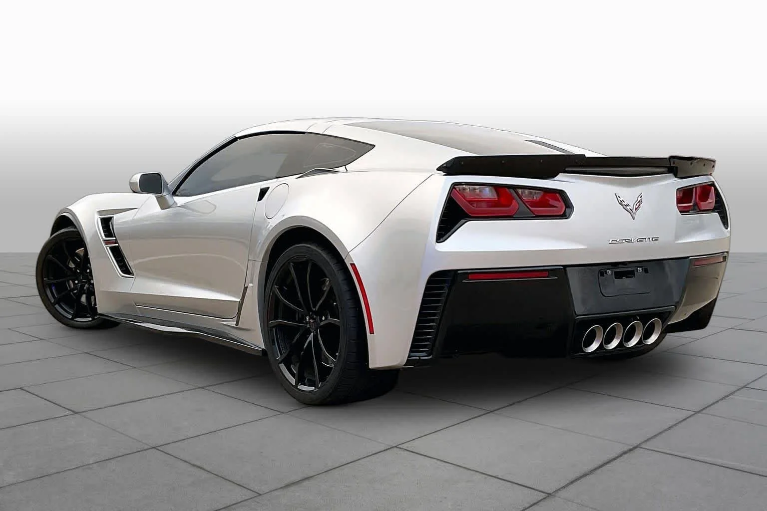 Used 2019 Blade Silver Metallic Chevrolet Grand Sport 2LT image 11