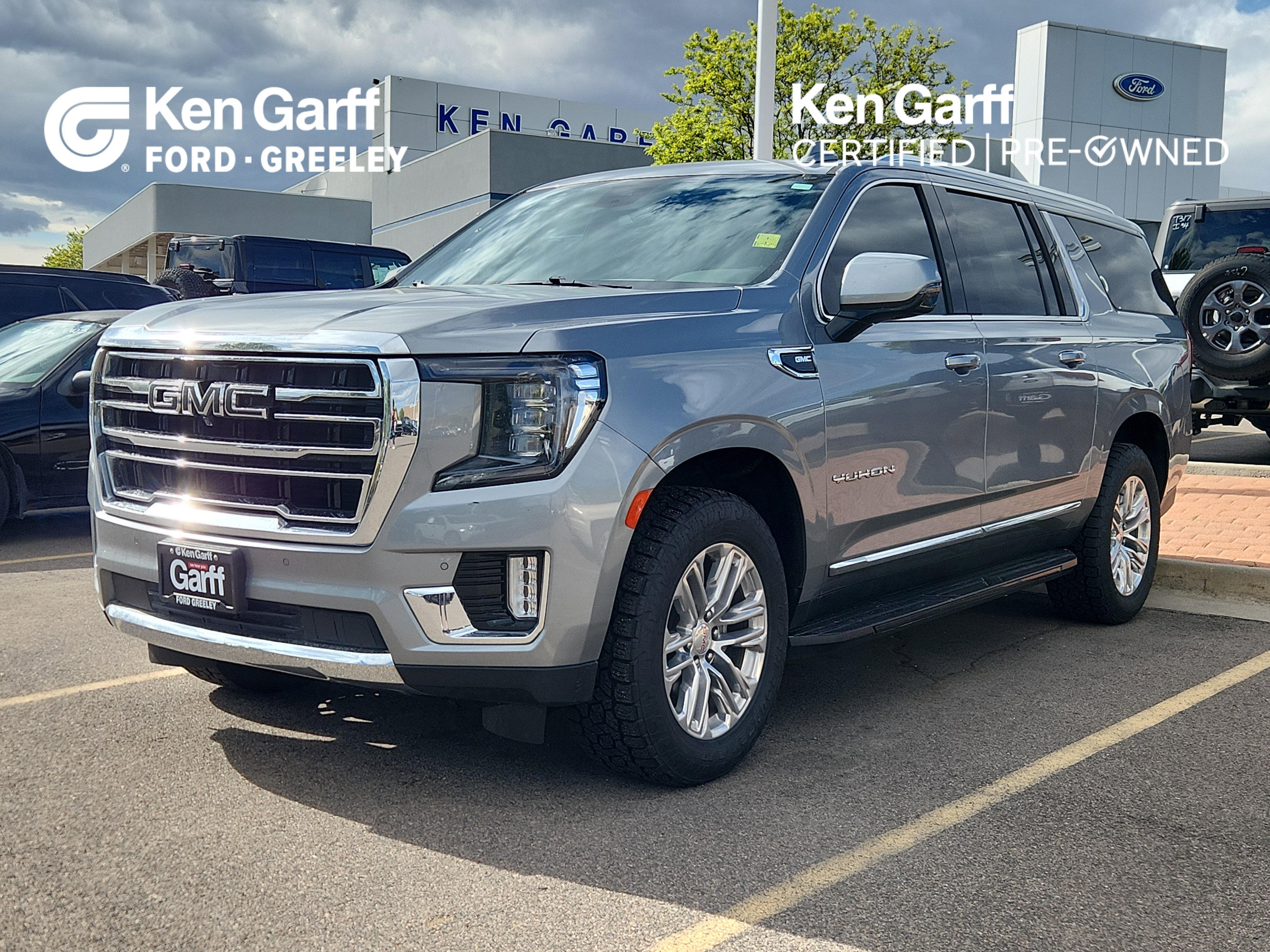 2023 GMC Yukon 4WD SLT's photo