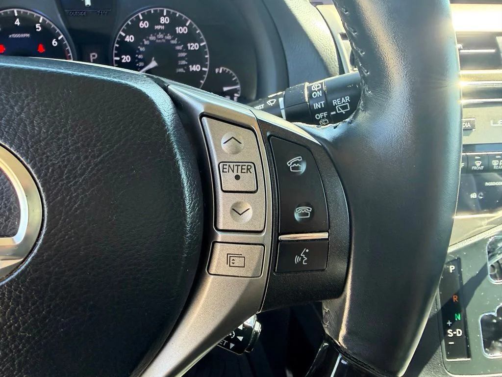 Used 2015 Black Lexus 350 image 18