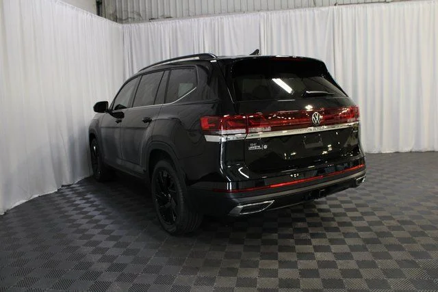 2026 Volkswagen Atlas SE w/Tech - Photo 24