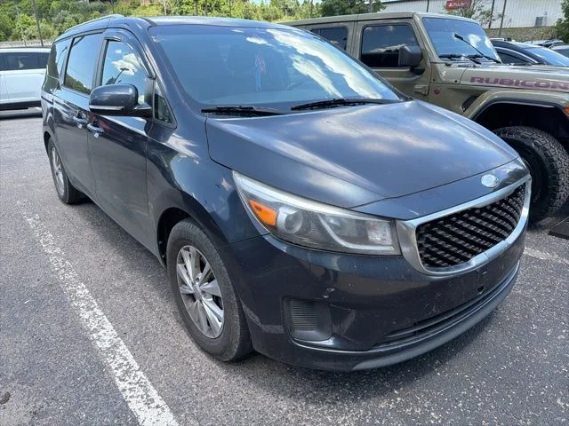 Used 2017 Black Kia LX image 3