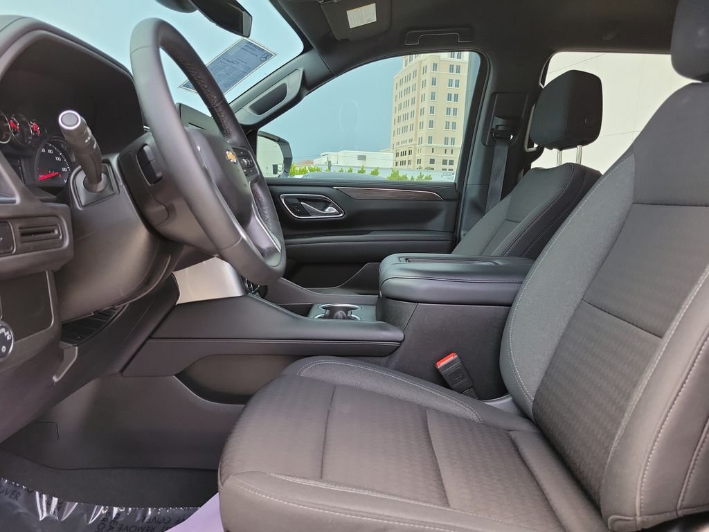 Used 2024 White Chevrolet LS image 21