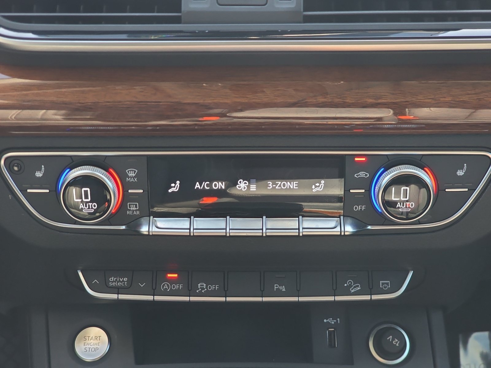 2023 Audi Q5 Premium - Photo 16