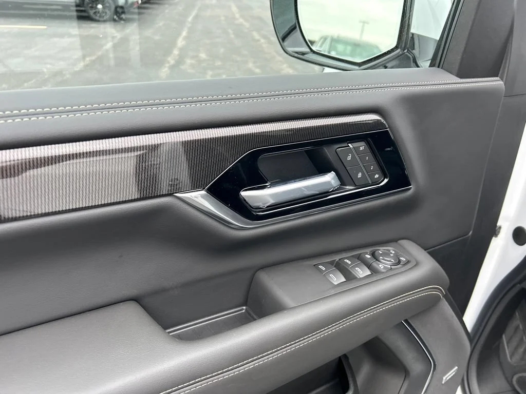 New 2026 Summit White GMC Elevation image 17