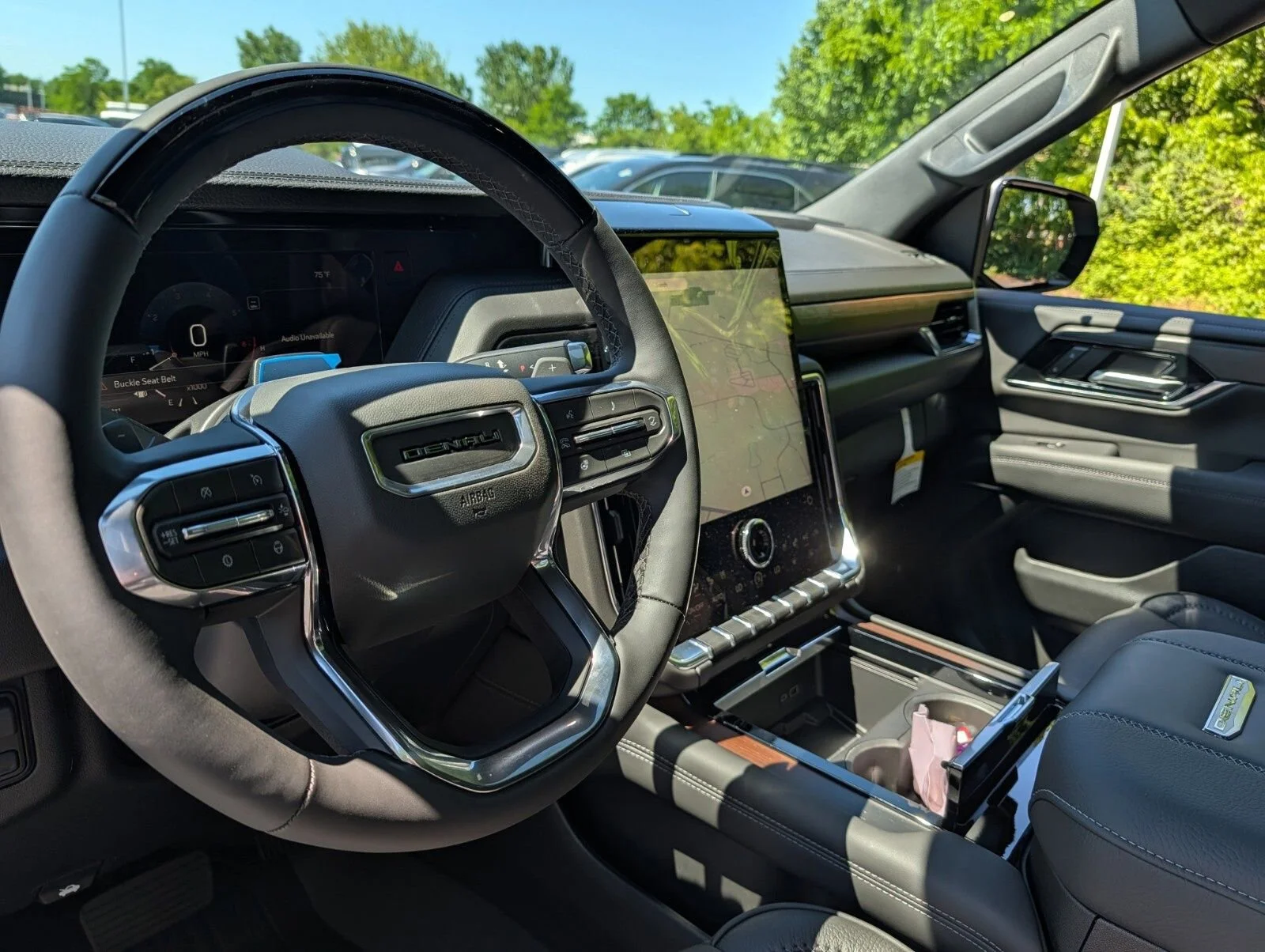 2026 GMC Yukon Denali - Photo 32