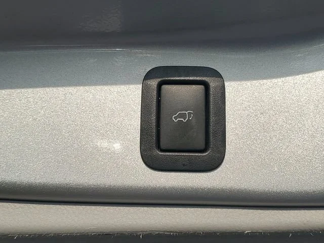 Used 2017 Celestial Silve Toyota Limited image 30