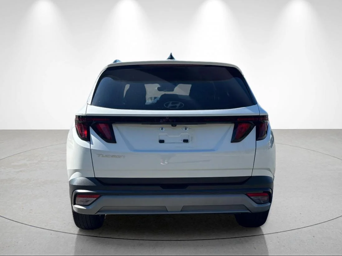 Used 2025 Serenity White Pearl Hyundai SEL image 4