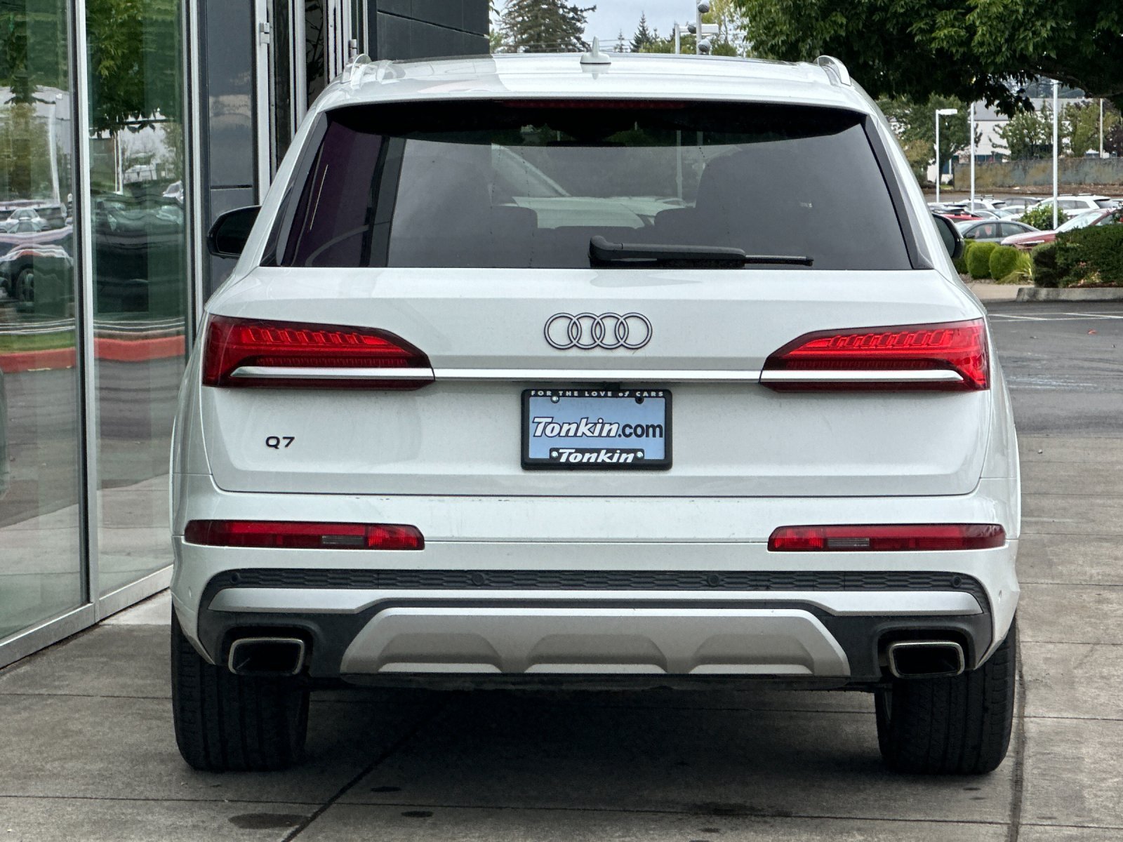 Used 2025 White Audi 55 Premium Plus image 5