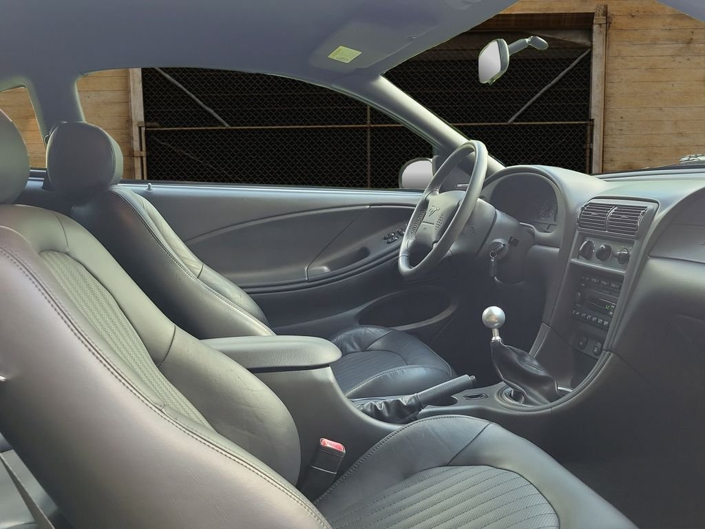 Used 2001 Dark Highland Green Ford GT Bullitt Edition image 14