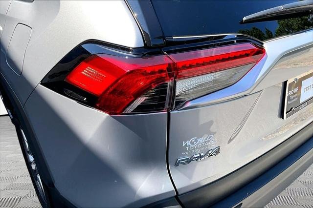 Certified Used 2025 SILVER SKY METALLIC Toyota  image 29