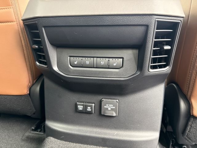 2026 Toyota Tundra 1794 Edition - Photo 19