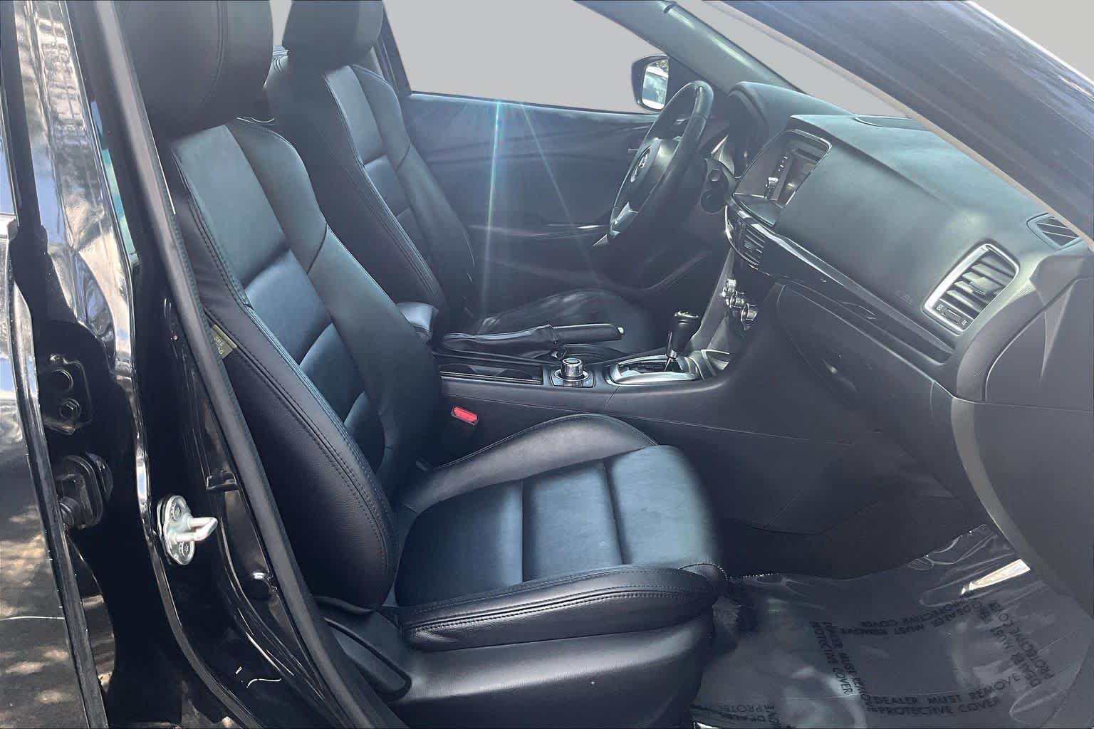 Used 2014 Jet Black Mica Mazda i Touring image 8