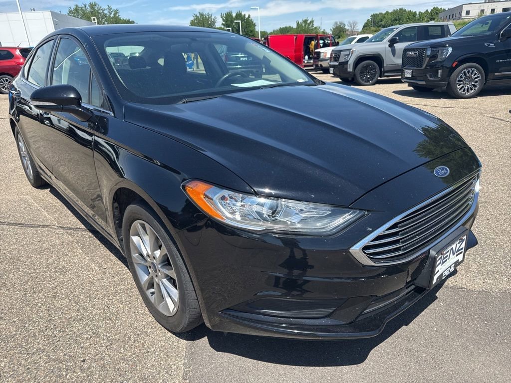 2017 Ford Fusion SE FWD's photo