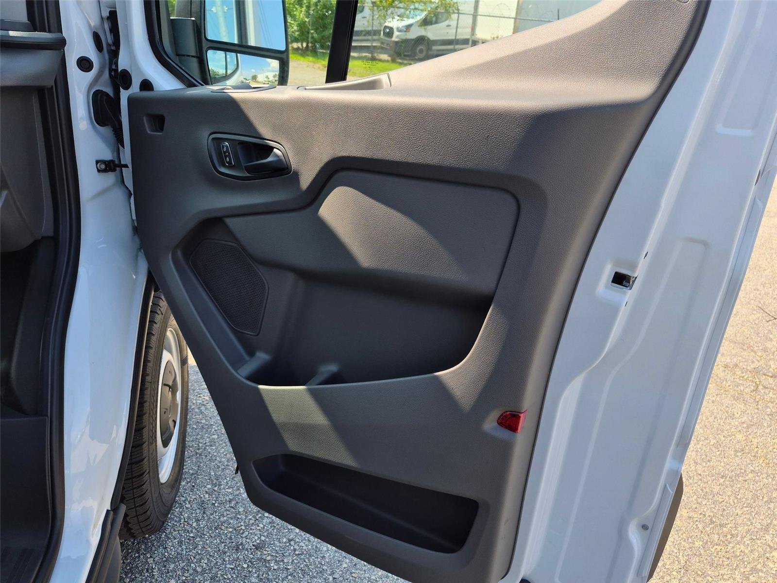 New 2026 Oxford White Ford T250 image 25
