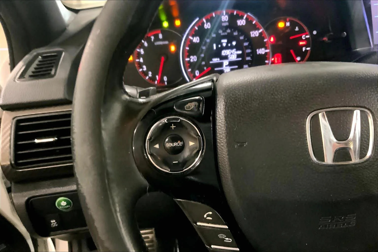 Used 2017 White Orchid Pearl Honda Sport image 24