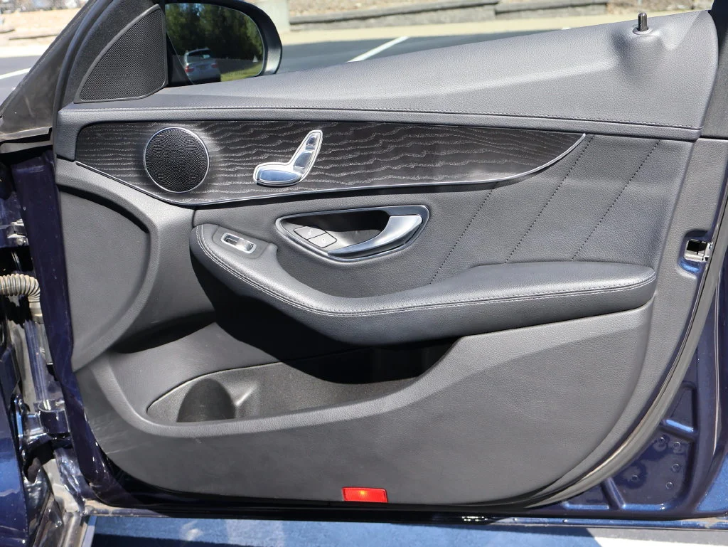 Used 2016  Mercedes-Benz C 300 image 38