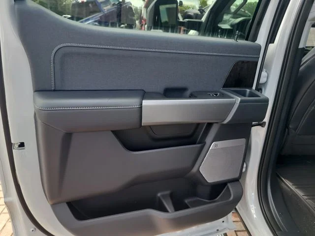 New 2026 Avalanche Ford Lariat image 12