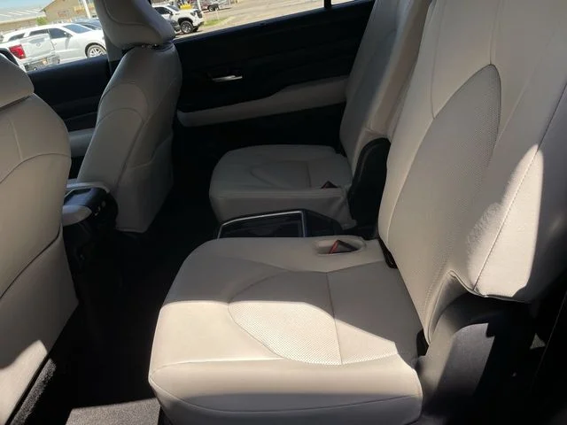 Used 2026 Blue Toyota XLE image 21