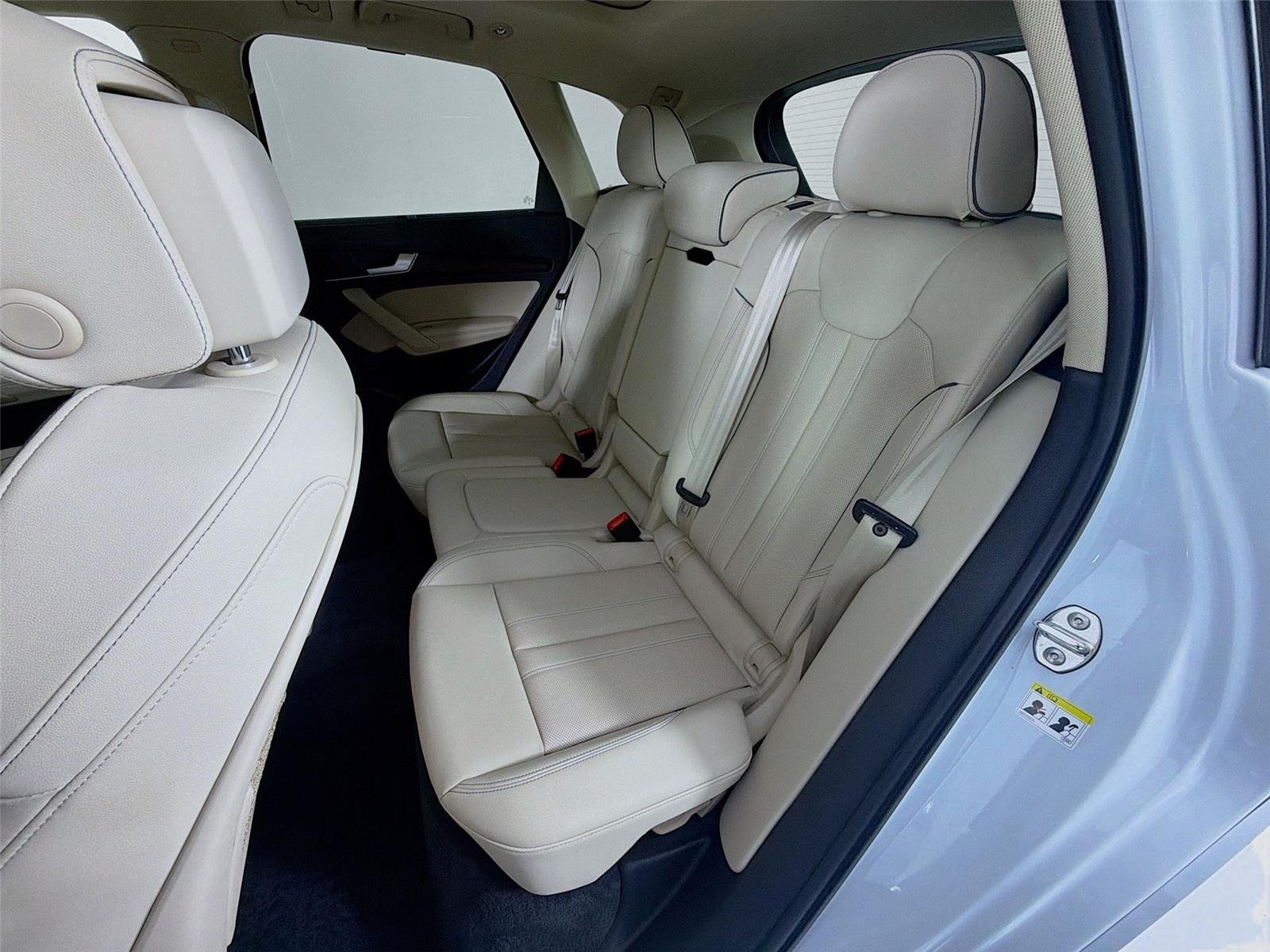 Used 2022  AUDI  image 22