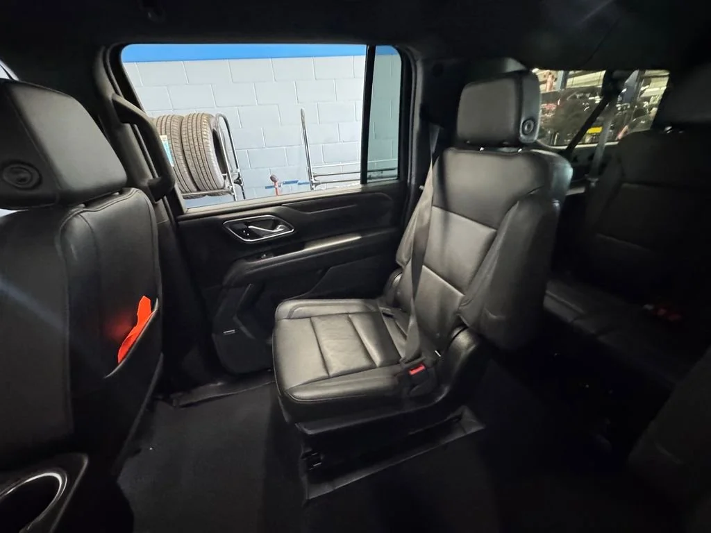 2023 Chevrolet Suburban Z71 - Photo 14