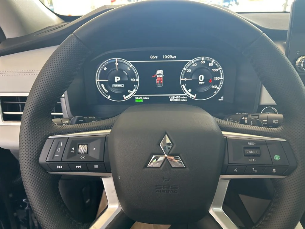 2025 Mitsubishi Outlander Plug-in Hybrid SEL - Photo 51