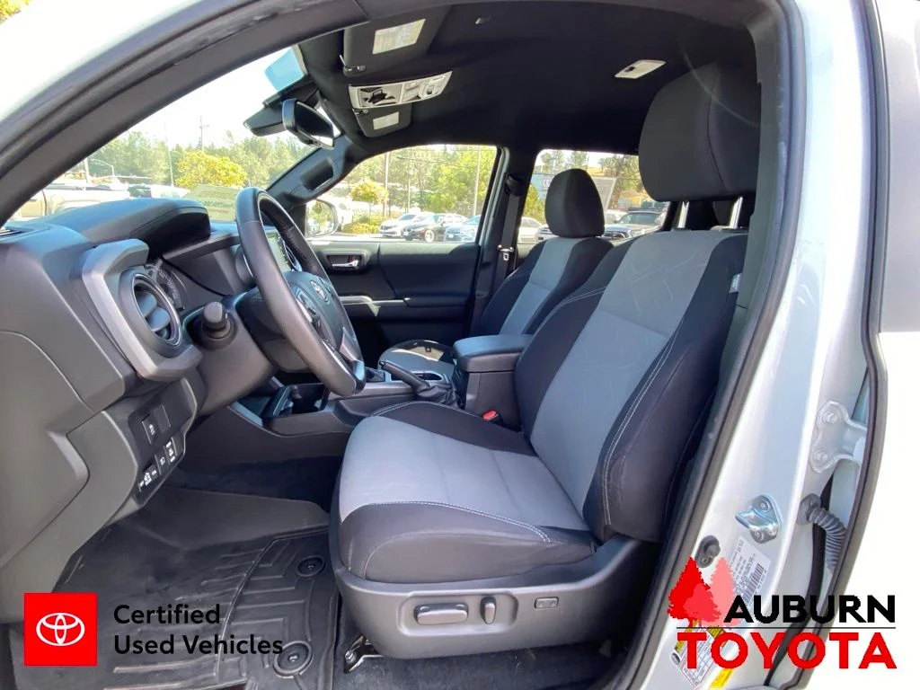 Certified Used 2022 Ice Cap Toyota TRD Off-Road image 34