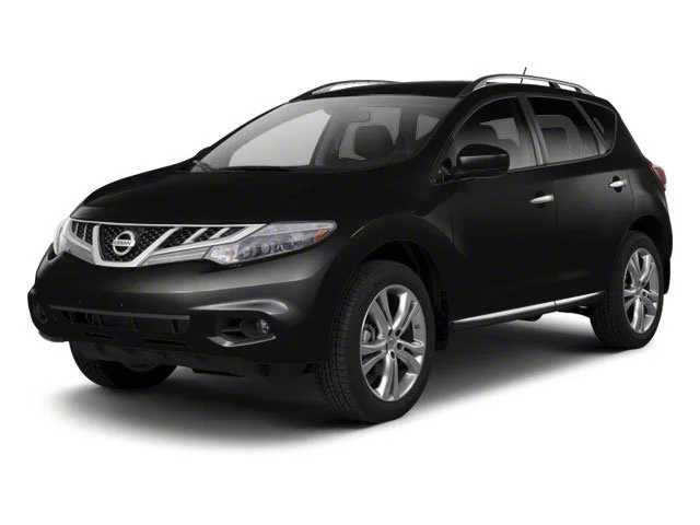 Used 2013 Super Black Clearcoat Nissan LE image 1