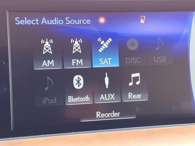 Used 2019 Eminent White Pearl Lexus Three-Row image 8