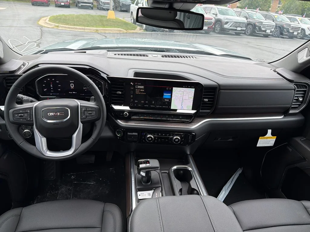 2026 GMC Sierra 1500 SLT - Photo 12