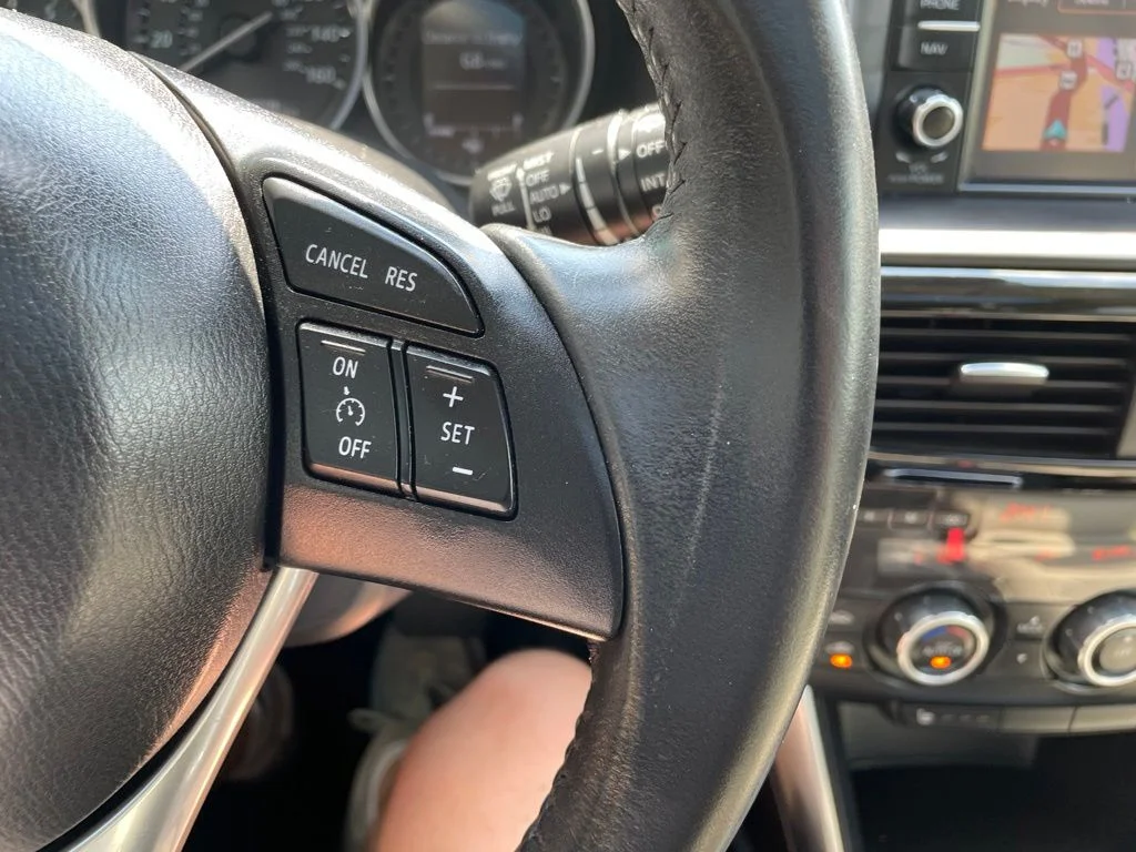 Used 2015 White Mazda Grand Touring image 17